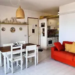 Διαμέρισμα Il Poggiolo Di Levante - Piscina E Ombrellone Prima Fila Incluso *