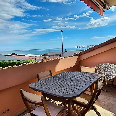 Il Poggiolo Di Levante - Piscina E Ombrellone Prima Fila Incluso *