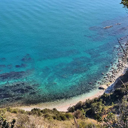 Il Poggiolo Di Levante - Piscina E Ombrellone Prima Fila Incluso *